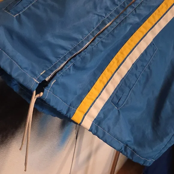 Good Year Polyester Jacket Size Small - Picture 7 of 9